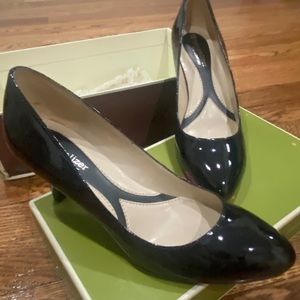 New in box naturalizer black pumps
